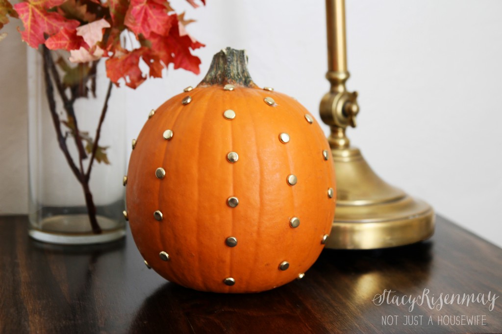 Decorating Pumpkins Using Thumb Tacks 