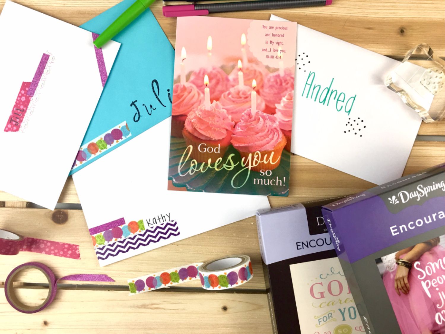 Bringing Back Handwritten Cards by Adding an Artistic Touch 