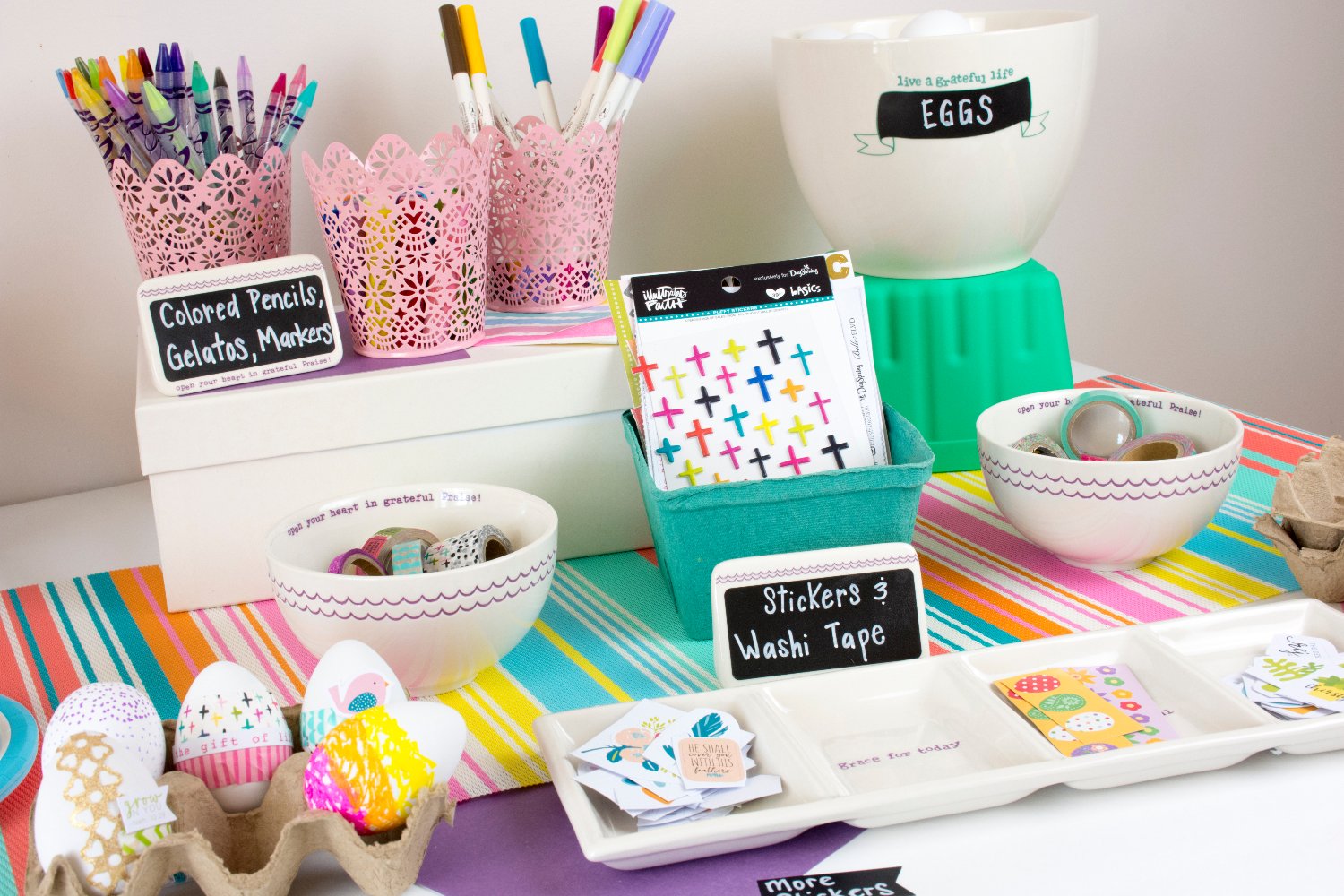 No-Mess Easter Egg Decorating Party Tablescape