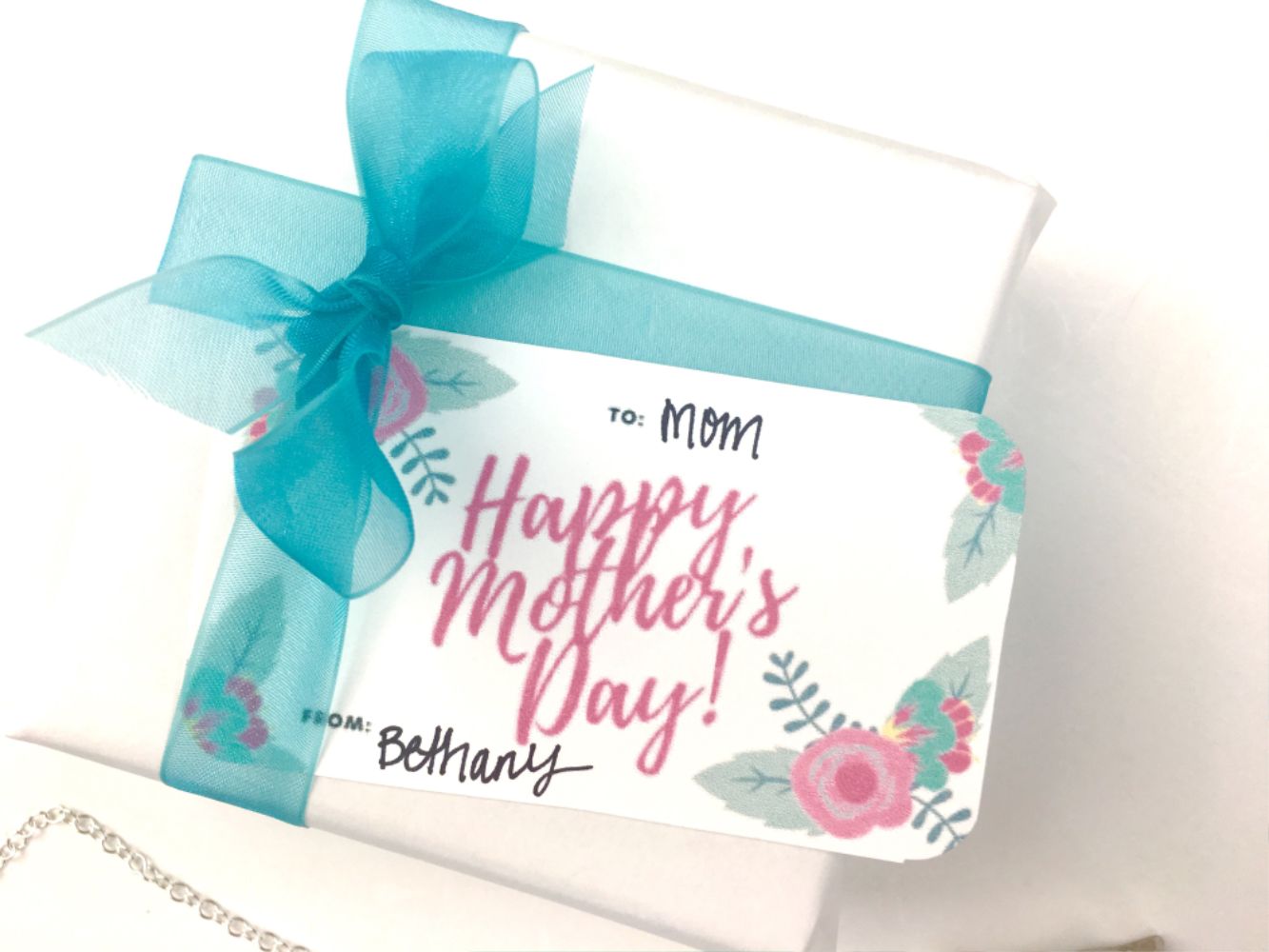 Mother's Day Gift Idea Plus Free Printable Gift Tag 