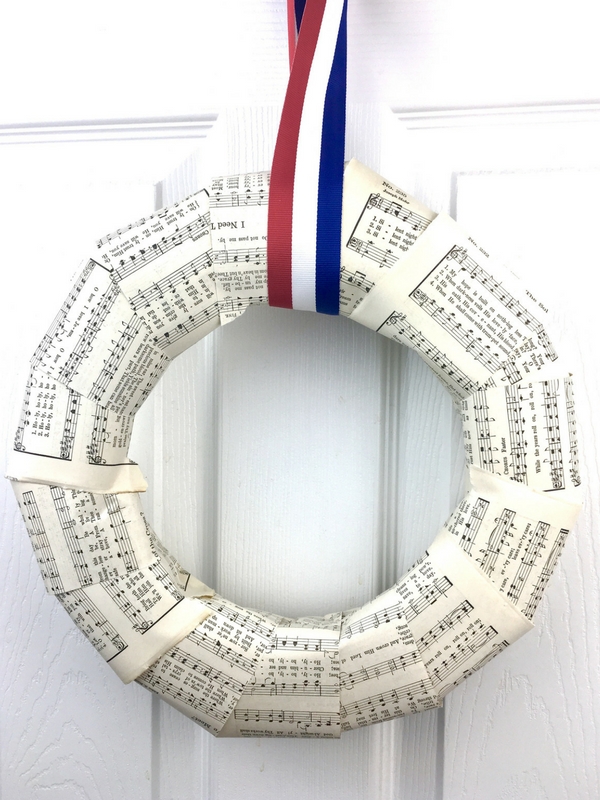 Patriotic Wreath Tutorial Using Old Hymnal Pages