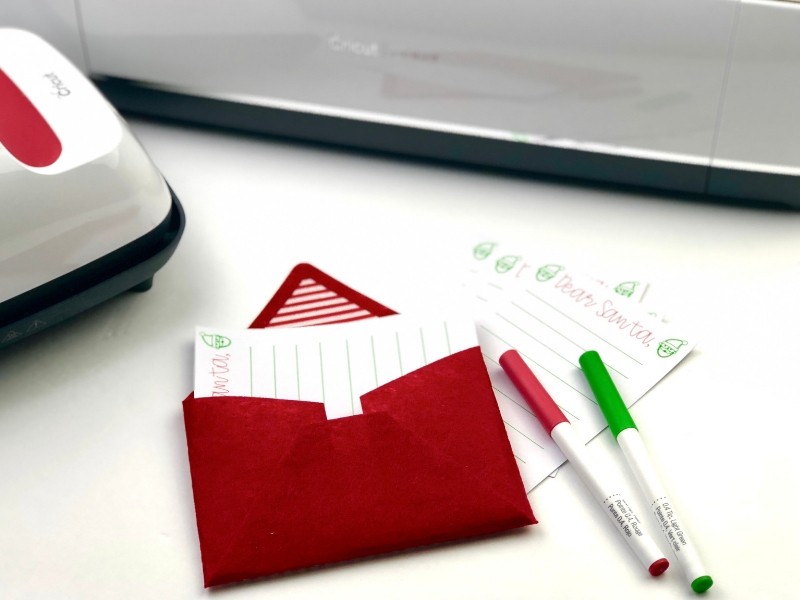 How to Make Keepsake Letters to Santa with Felt Envelope Using the Cricut Maker 