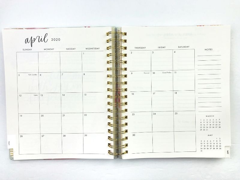 Using a Devotional Planner to Keep Life Organized