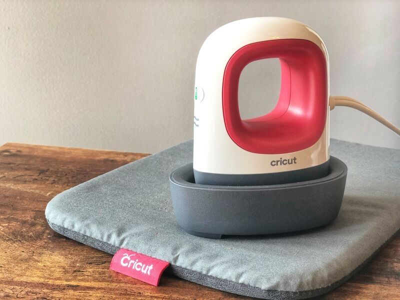 Cricut Iron-On Tutorial using EasyPress Mini for Unique Craft Projects -  Southern Couture