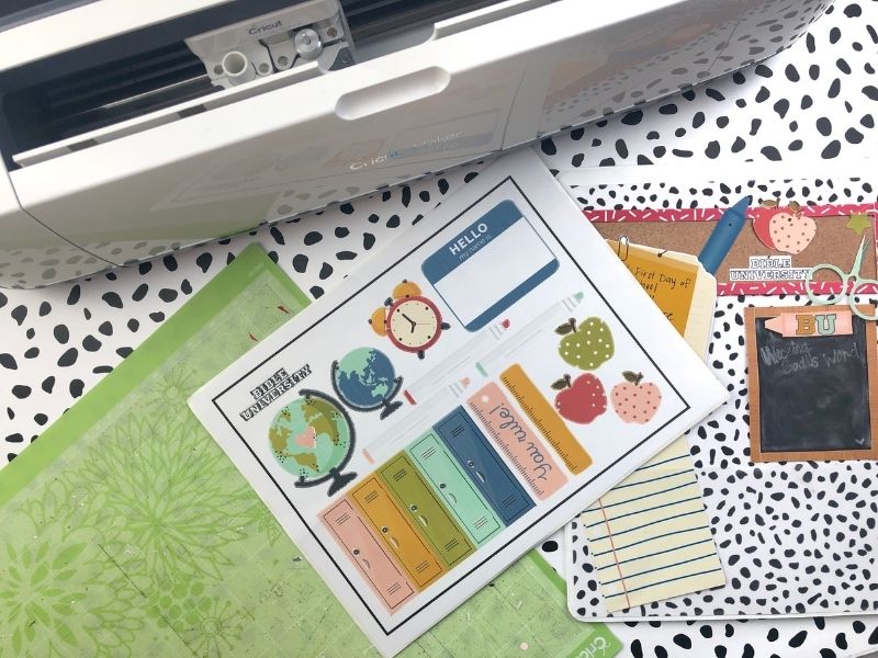 How to Make Stickers with Cricut Cutting Machine 