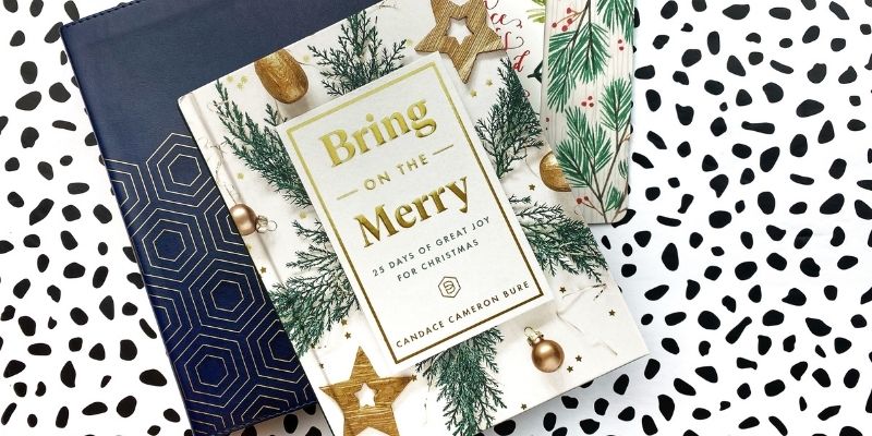Candace Cameron Bure - Bring On The Merry - Book & Memory Book Set
